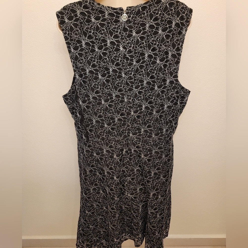 NWT Tommy Hilfiger Fit & Flair Embroidered Lace Dress - Picture 5 of 6
